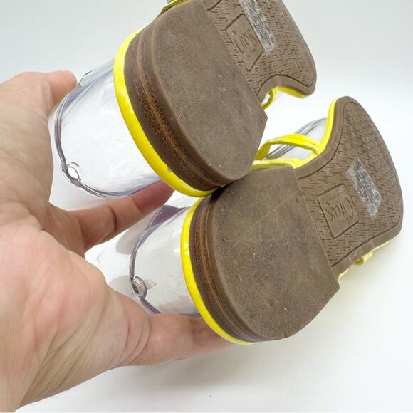 Circus NY by Sam Edelman Canyon Patent Flat Medallion Sandals Bright Yellow Sz 7 - Picture 13 of 15
